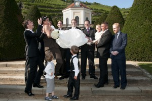 kreative-Gruppenfotos-Hochzeit