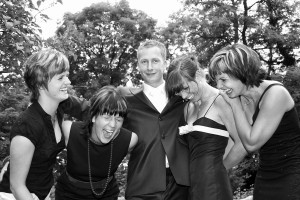 gruppenbilder-hochzeit-lustige
