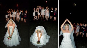 Brautstrauss werfen Hochzeitsfotograf
