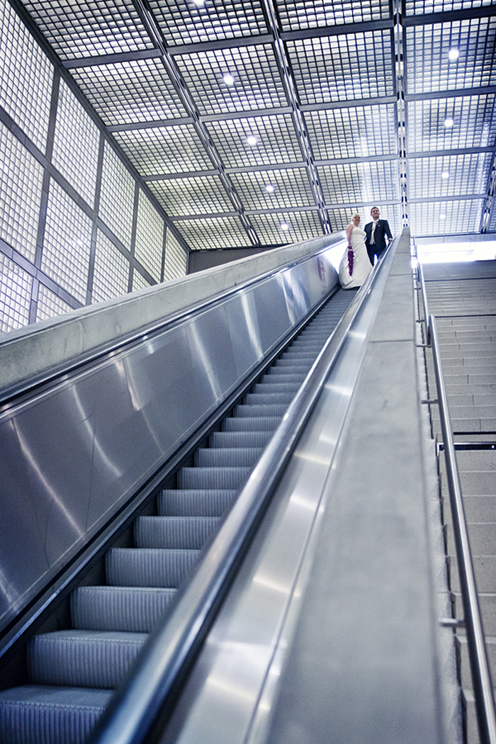 Hochzeitsfotos im City Tunnel mit den Leipziger Hochzeitsfotografen