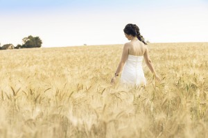 Hochzeitsfotos im Feld