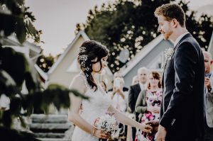 wedding photography with love - die hochzeitsfotografen Leipzig ganz in weiss